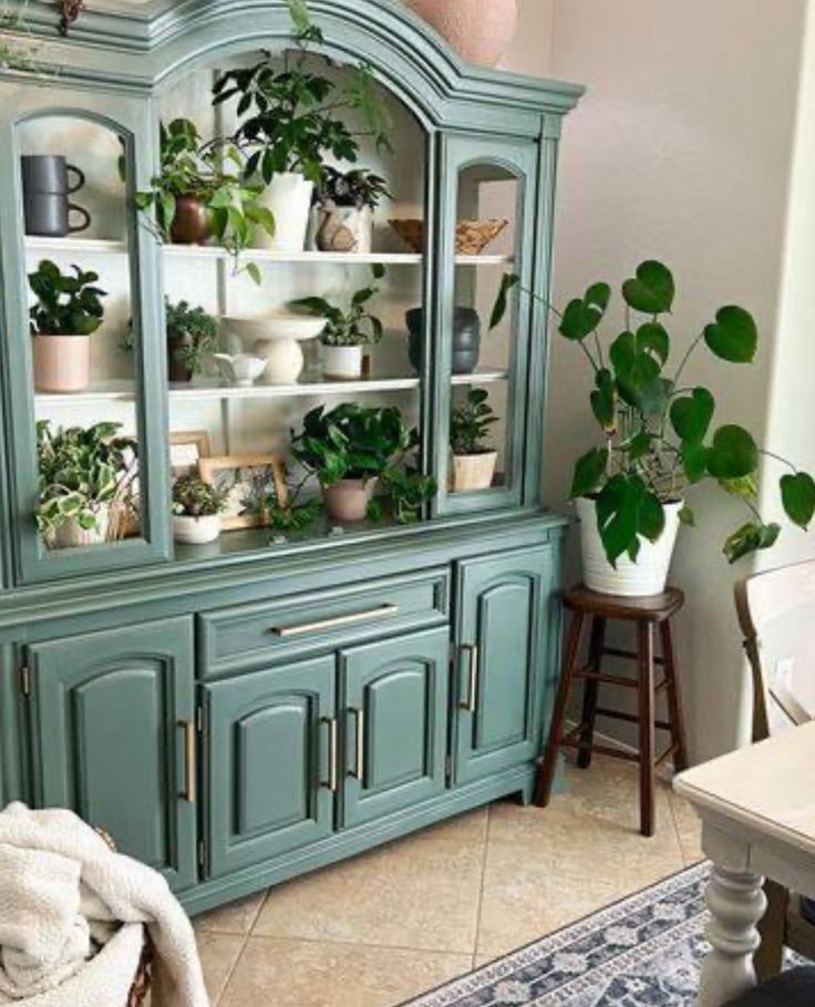 12 Easy Repurposed Furniture DIY Projects for a Greener Home! - Plant Lover's Dream