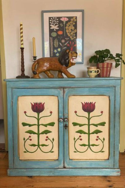 14 Creative Ways to Hand Paint Furniture That Will Leave Your Guests in Awe! - 4. Bold and Bright