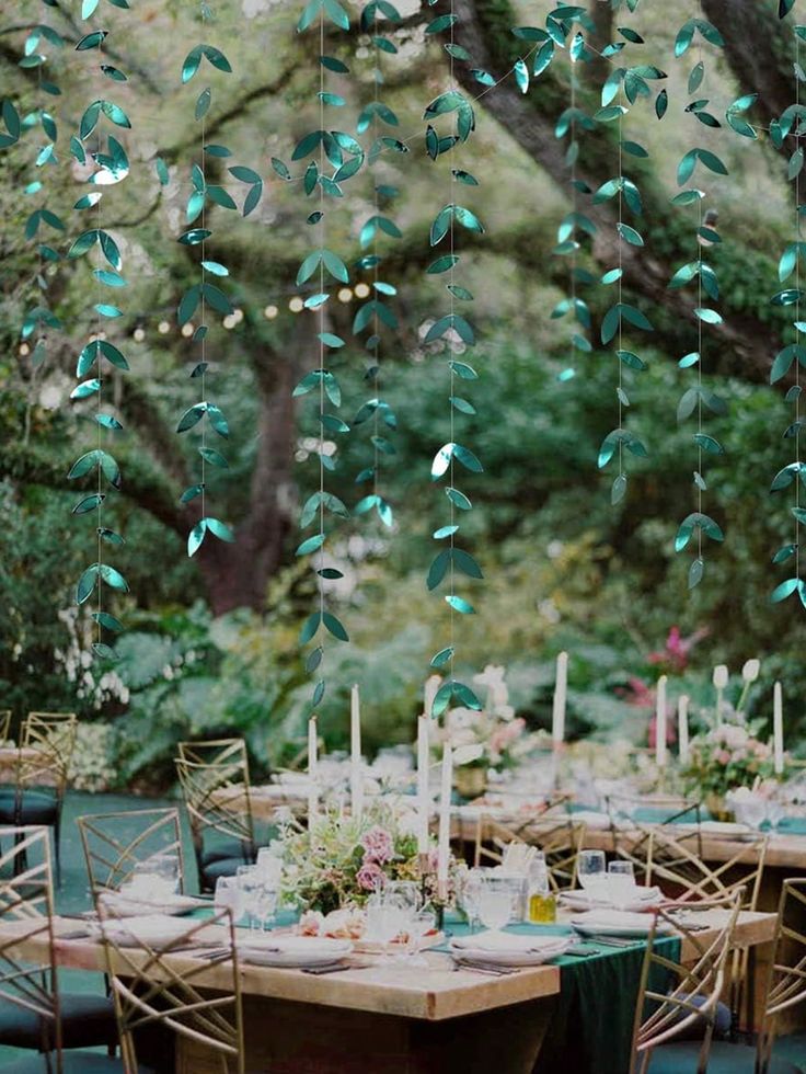 14 Stunning Natural Decoration Ideas for Your Birthday That Will WOW Your Guests! - 2. Shimmering Leaf Backdrops