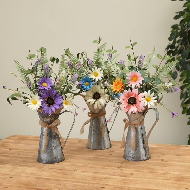 22 Unique Spring Centerpiece Ideas That Will Impress Your Guests (#5 Is a Must-Try!) - Vintage Milk Can Flowers